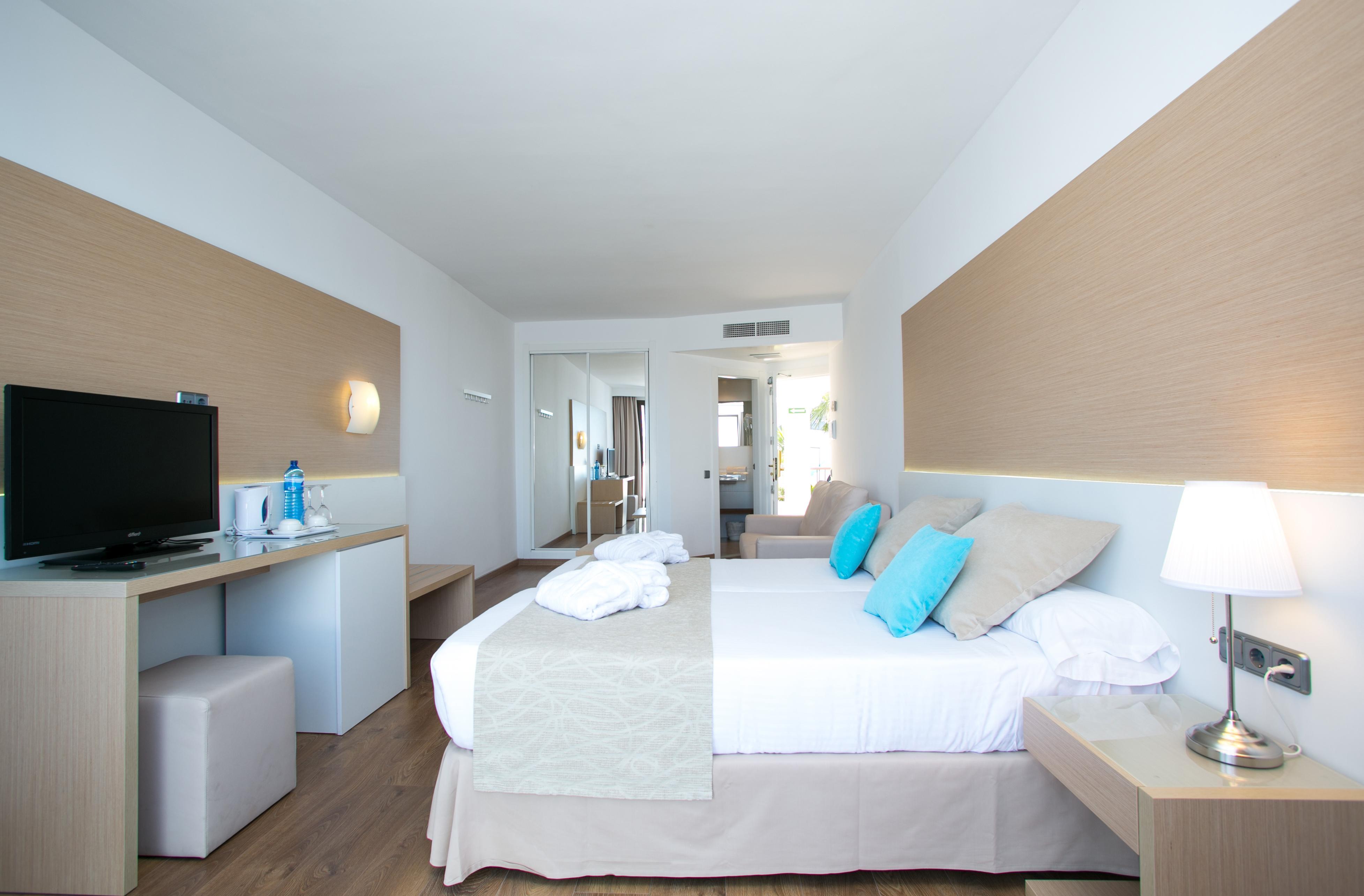 Sentido Fido Punta Del Mar Hotel & Spa - Adults Only Santa Ponsa Exterior photo